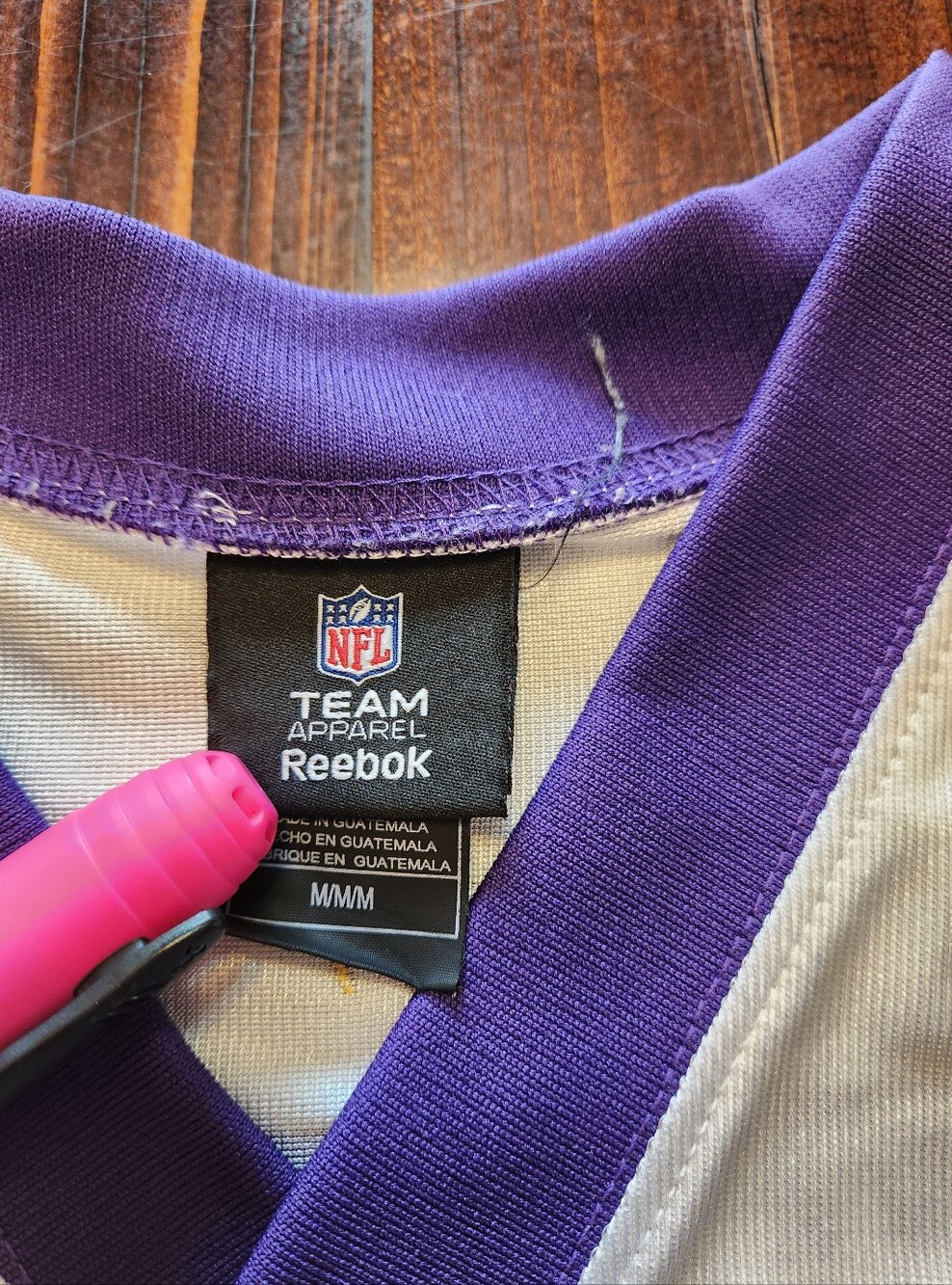 Reebok 2008 #28 Adrian Peterson Minnesota Vikings Away Football Jersey - Size M - Picture 3 of 9